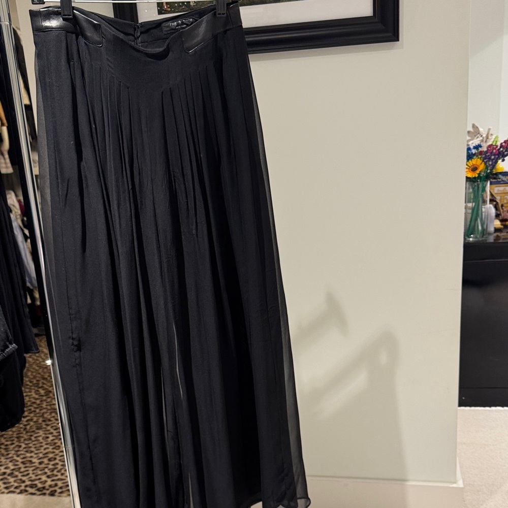 Elegant Black Pleated wide leg pants